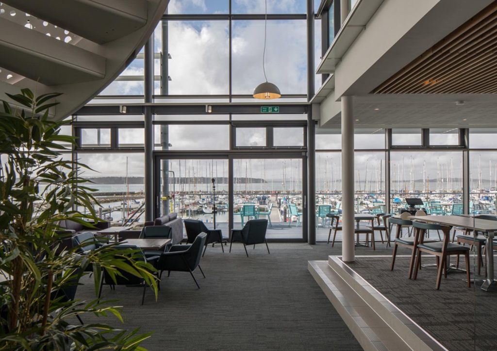 parkstone yacht club cafe